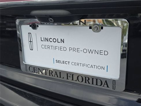 Certified 2022 Lincoln Nautilus Reserve w/ Equipment Group 201A FWD image 8