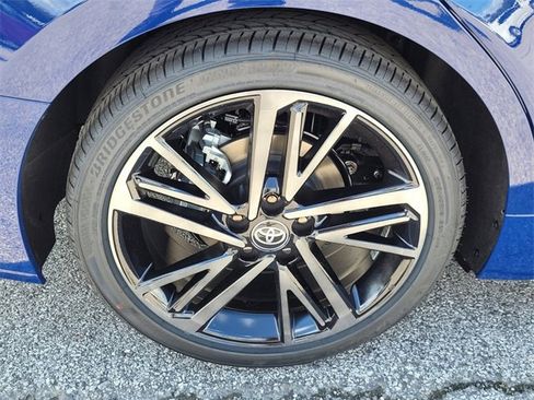 Used 2025 Toyota Camry XSE image 10