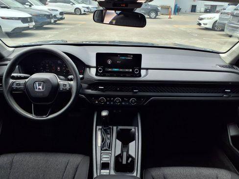 Certified 2023 Honda Accord EX image 13