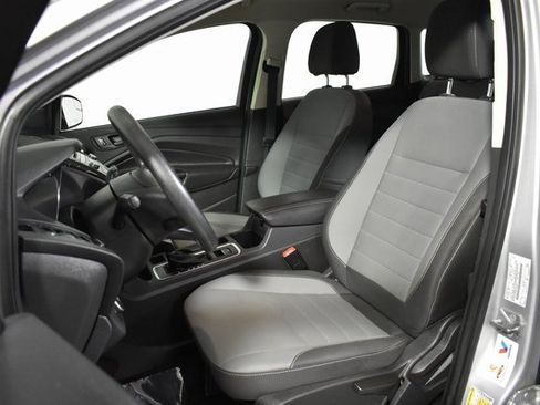 Used 2017 Ford Escape S image 9