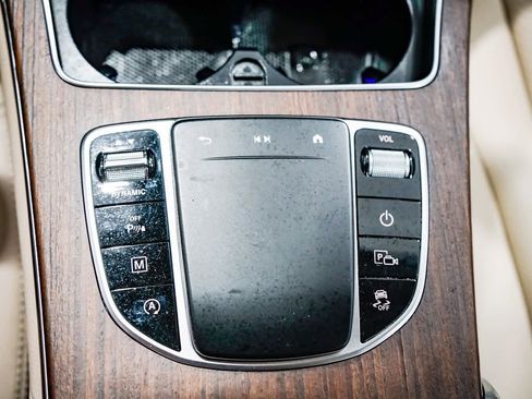 Certified 2022 Mercedes-Benz GLC 300 image 22