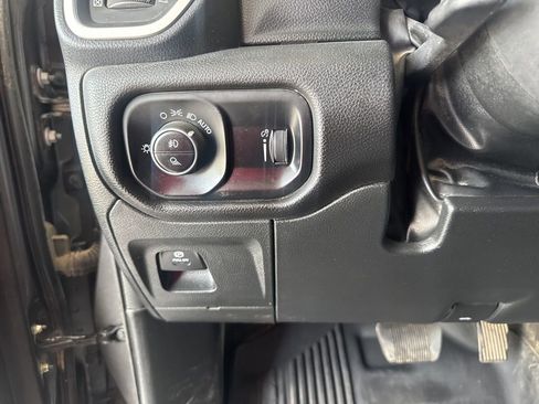 Used 2023 RAM 1500 Lone Star image 12