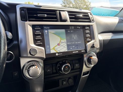 Used 2024 Toyota 4Runner SR5 Premium w/ Moonroof Package AWD/4WD image 29