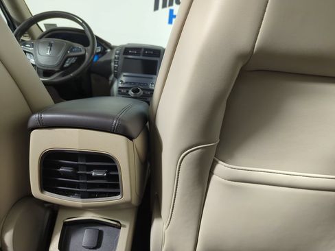 Used 2019 Lincoln MKZ Premiere FWD image 30