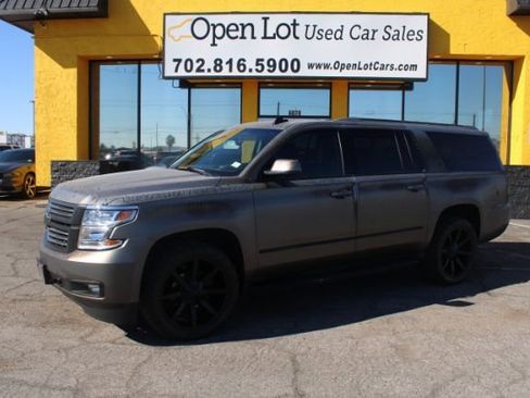Used 2016 Chevrolet Suburban LTZ image 1