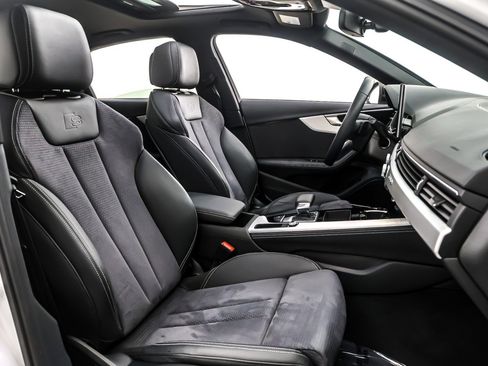 Used 2023 Audi A4 2.0T Premium Plus w/ Premium Plus Package image 8