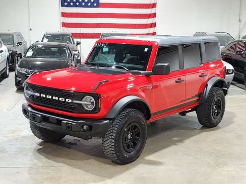 Used 2023 Ford Bronco Wildtrak AWD/4WD image 42