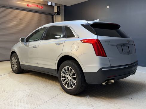 Used 2018 Cadillac XT5 Luxury FWD image 3