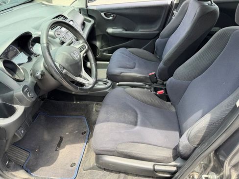 Used 2013 Honda Fit Sport image 22