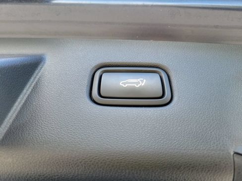 Certified 2024 Hyundai Tucson Limited AWD/4WD image 15