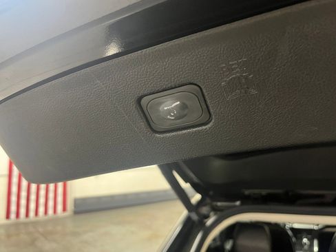 Used 2015 Ford Edge Titanium w/ Equipment Group 301A image 30