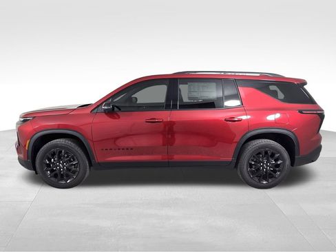 New 2026 Chevrolet Traverse LT w/ Midnight/Sport Edition FWD image 4