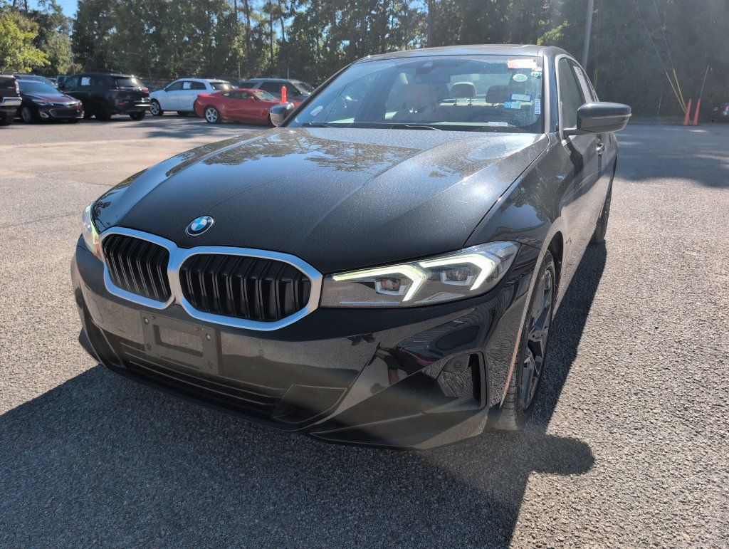 Used 2025 BMW 330i Sedan RWD image 4