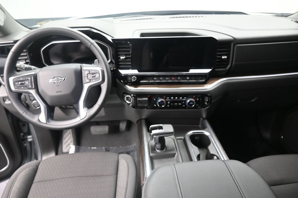 Used 2026 Chevrolet Silverado 1500 RST RWD image 15