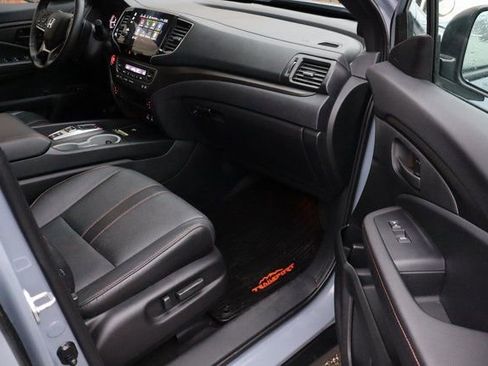 Used 2024 Honda Passport TrailSport image 49