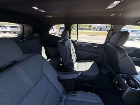 New 2026 GMC Acadia AT4 AWD/4WD image 11