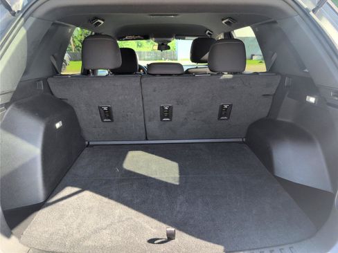 Used 2025 Chevrolet Equinox LT FWD image 5