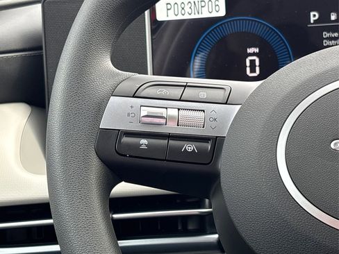 New 2026 Hyundai Tucson SE image 21