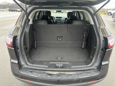 Used 2016 Chevrolet Traverse LT image 7