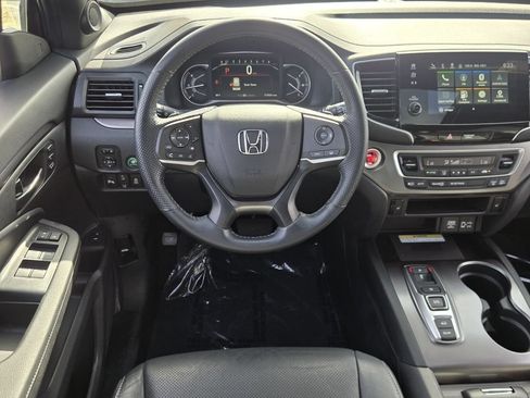 Used 2023 Honda Passport EX-L image 12