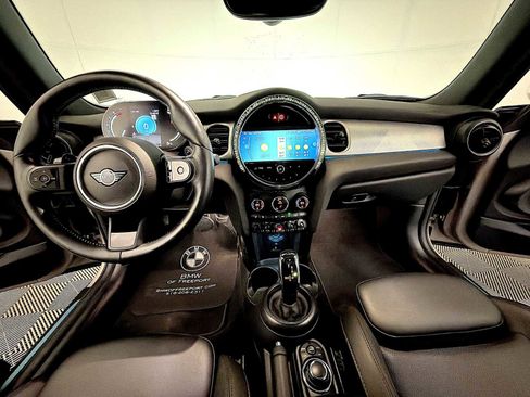 Certified 2024 MINI Cooper S image 17