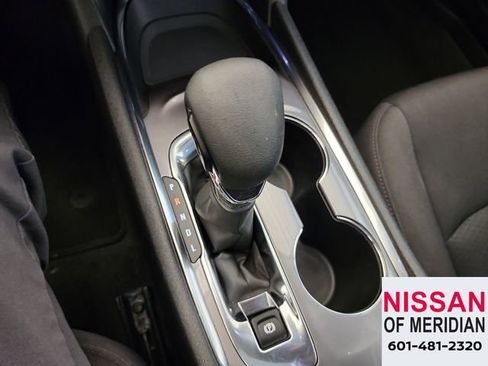 Used 2023 Chevrolet Malibu LT image 23