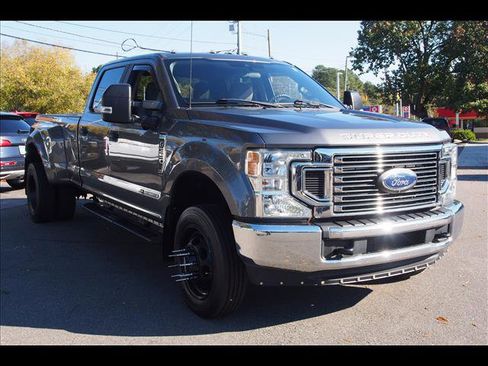Used 2022 Ford F350 XL w/ STX Appearance Package image 9