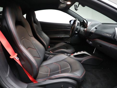 Certified 2018 Ferrari 488 GTB image 17