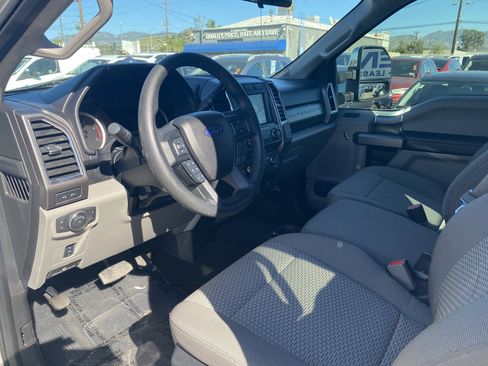 Used 2017 Ford F250 XLT w/ XLT Premium Package image 13
