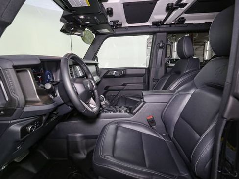 Used 2025 Ford Bronco Badlands w/ Sasquatch Package AWD/4WD image 35