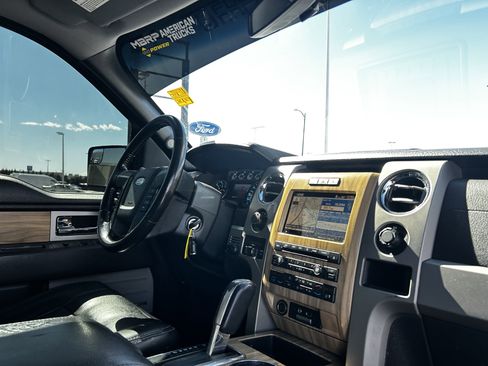 Used 2011 Ford F150 Lariat w/ Lariat Chrome Pkg image 14