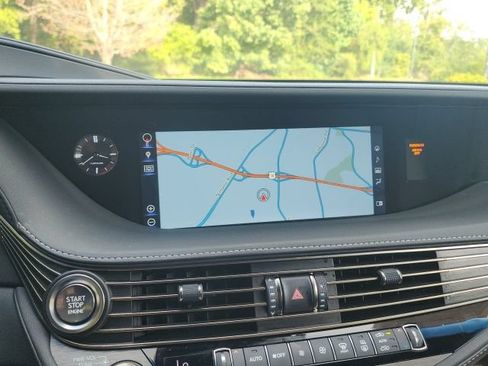 Used 2020 Lexus LS 500 w/ Interior Upgrade Package RWD image 24