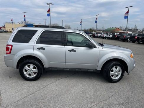 Used 2012 Ford Escape XLT image 11