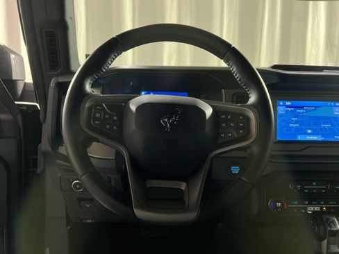 Used 2023 Ford Bronco Outer Banks image 23