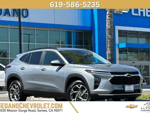 New 2026 Chevrolet Trax LT w/ Driver Confidence Package FWD image 1