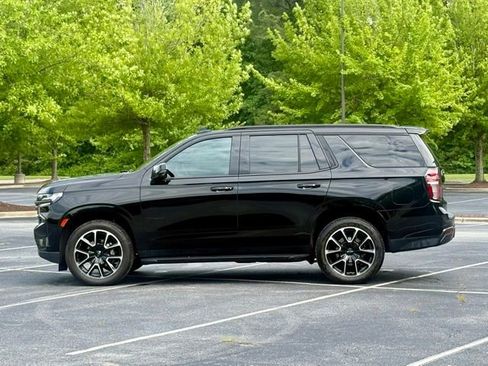 Used 2022 Chevrolet Tahoe RST w/ Luxury Package AWD/4WD image 3