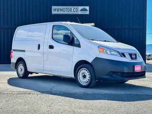 Used 2019 Nissan NV200 S w/ Cruise Control Package FWD image 2