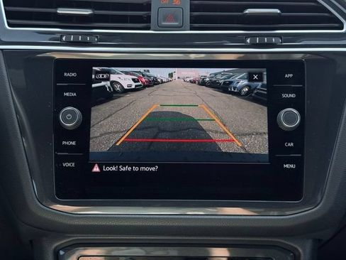 Used 2023 Volkswagen Tiguan SE R-Line AWD/4WD image 41