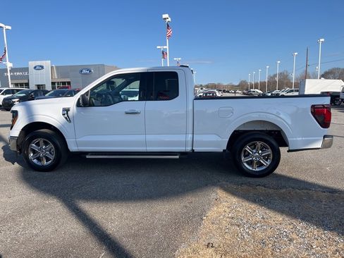 Used 2024 Ford F150 XLT image 8