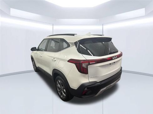 Certified 2024 Kia Seltos S AWD/4WD image 8