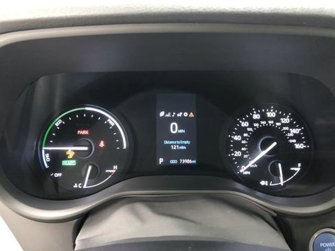 Used 2021 Toyota Sienna XLE image 17