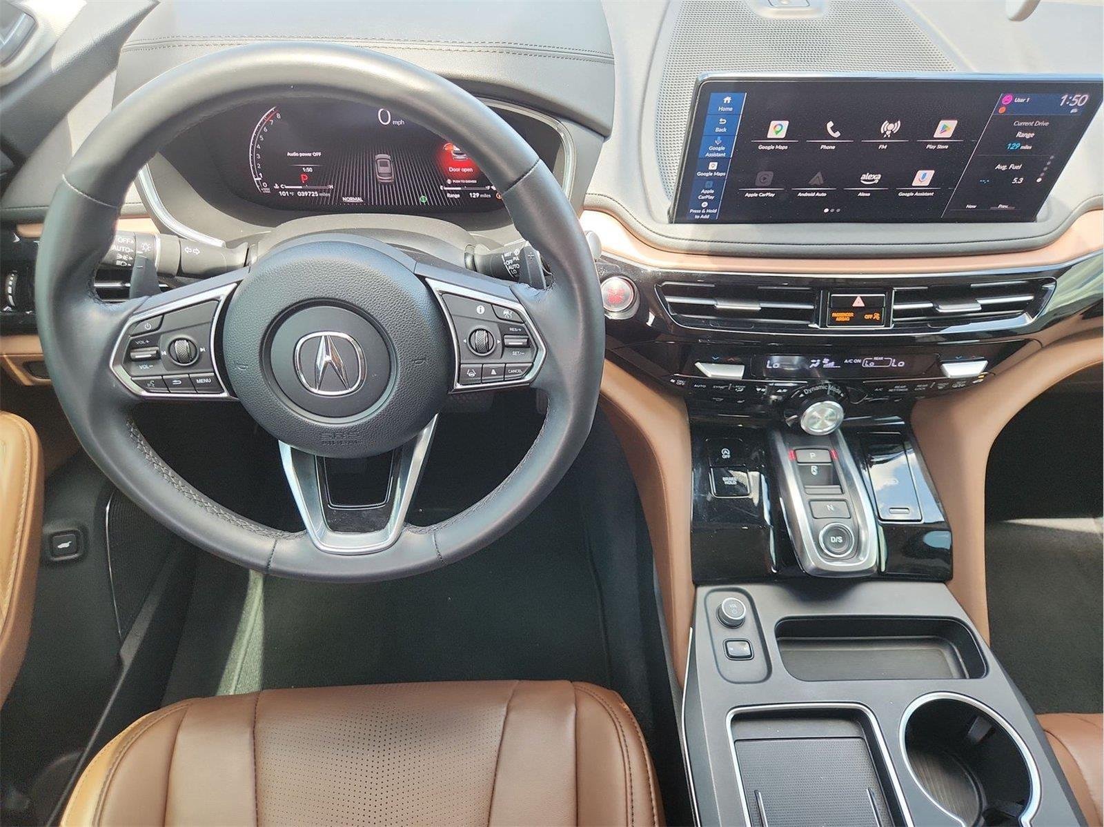 Used 2025 Acura MDX w/ Technology Package FWD image 11