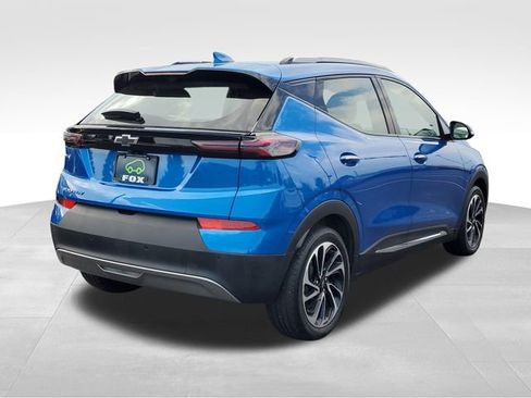 Used 2023 Chevrolet Bolt EUV Premier w/ Super Cruise Package FWD image 5