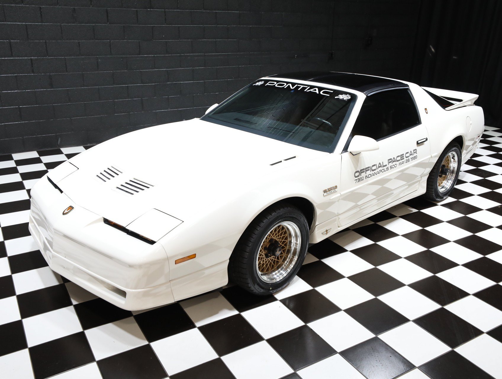 Used 1989 Pontiac Firebird Trans Am RWD image 7
