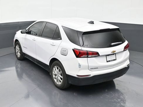 Used 2023 Chevrolet Equinox LS image 14