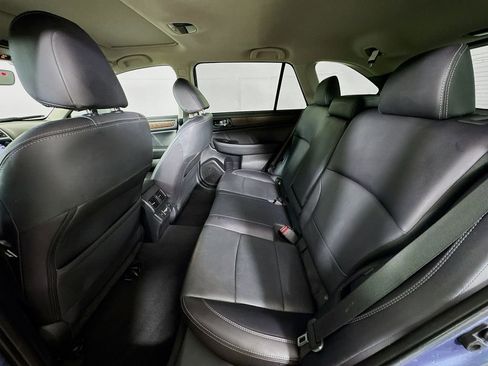 Used 2018 Subaru Outback 2.5i Limited image 29