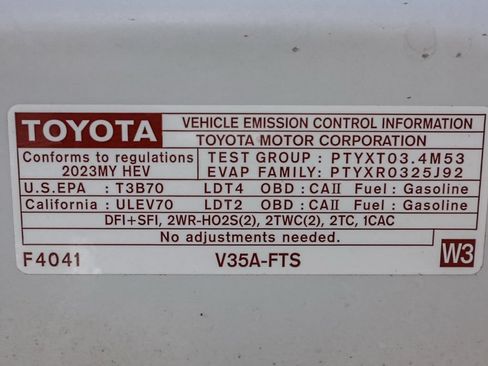 Used 2023 Toyota Tundra Platinum w/ Advanced Package RWD image 32