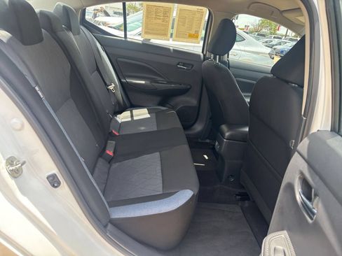 Used 2025 Nissan Versa SV FWD image 23
