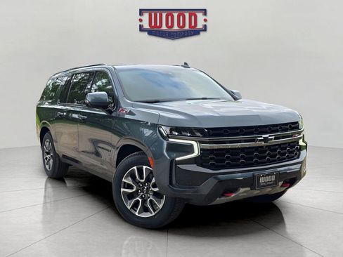 Used 2021 Chevrolet Suburban Z71 w/ Z71 Off-Road Package AWD/4WD image 1