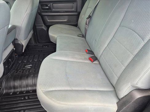 Used 2018 RAM 2500 Tradesman w/ Chrome Appearance Group AWD/4WD image 16